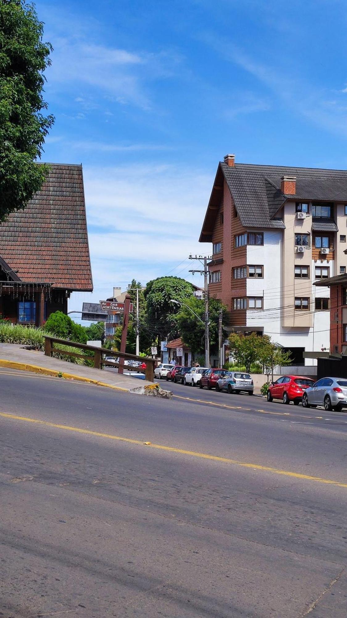 Solar Da Encosta 305 - Espaco E Conforto No Centro Gramado Dış mekan fotoğraf